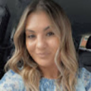 Meet your Posher, Alma